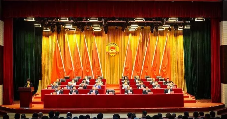 董事長張立出席三亞市政協七屆四次會議閉幕式